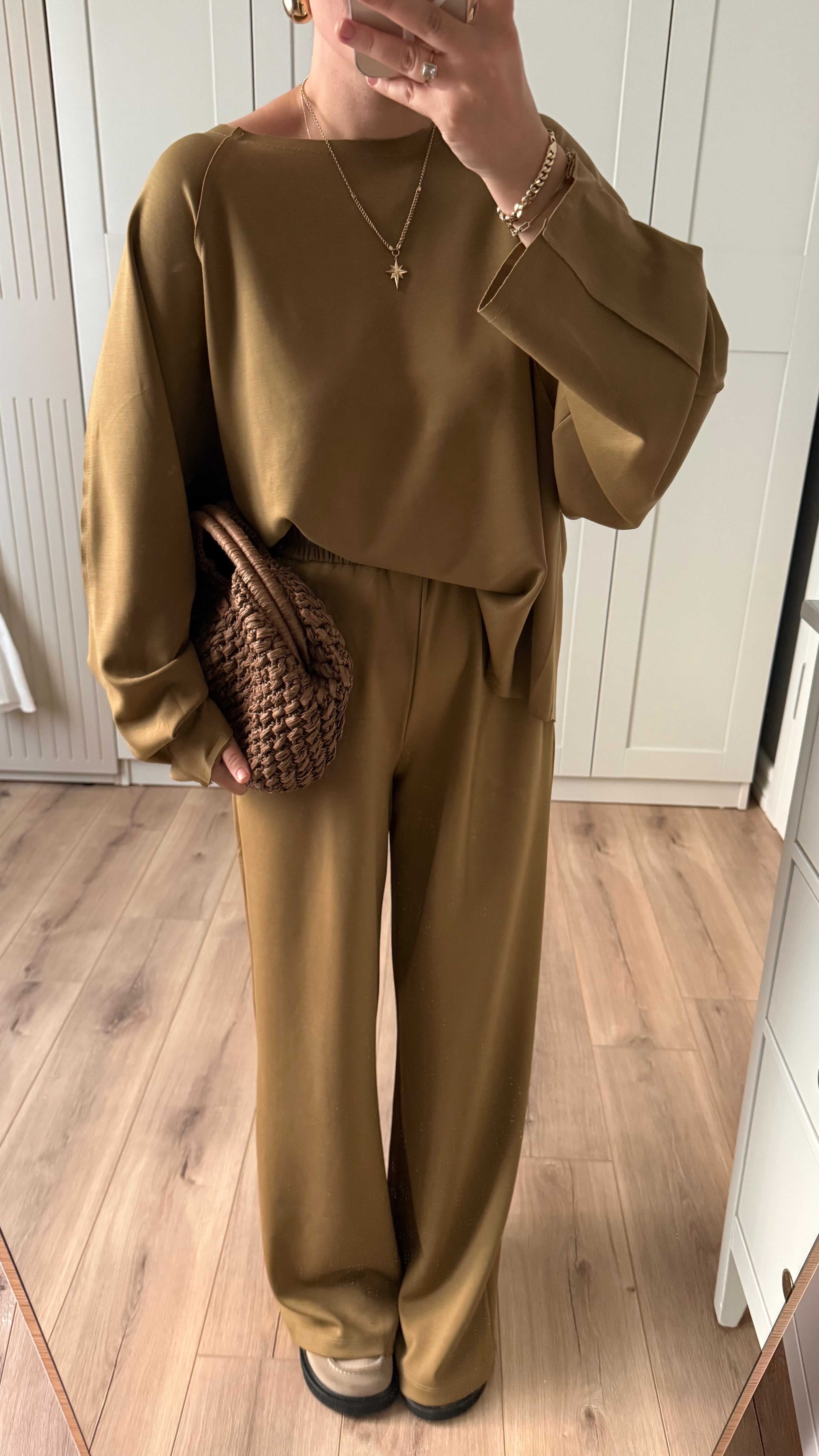 MODAL KUMAŞ EŞOFMAN TAKIM-YAĞ YEŞİL