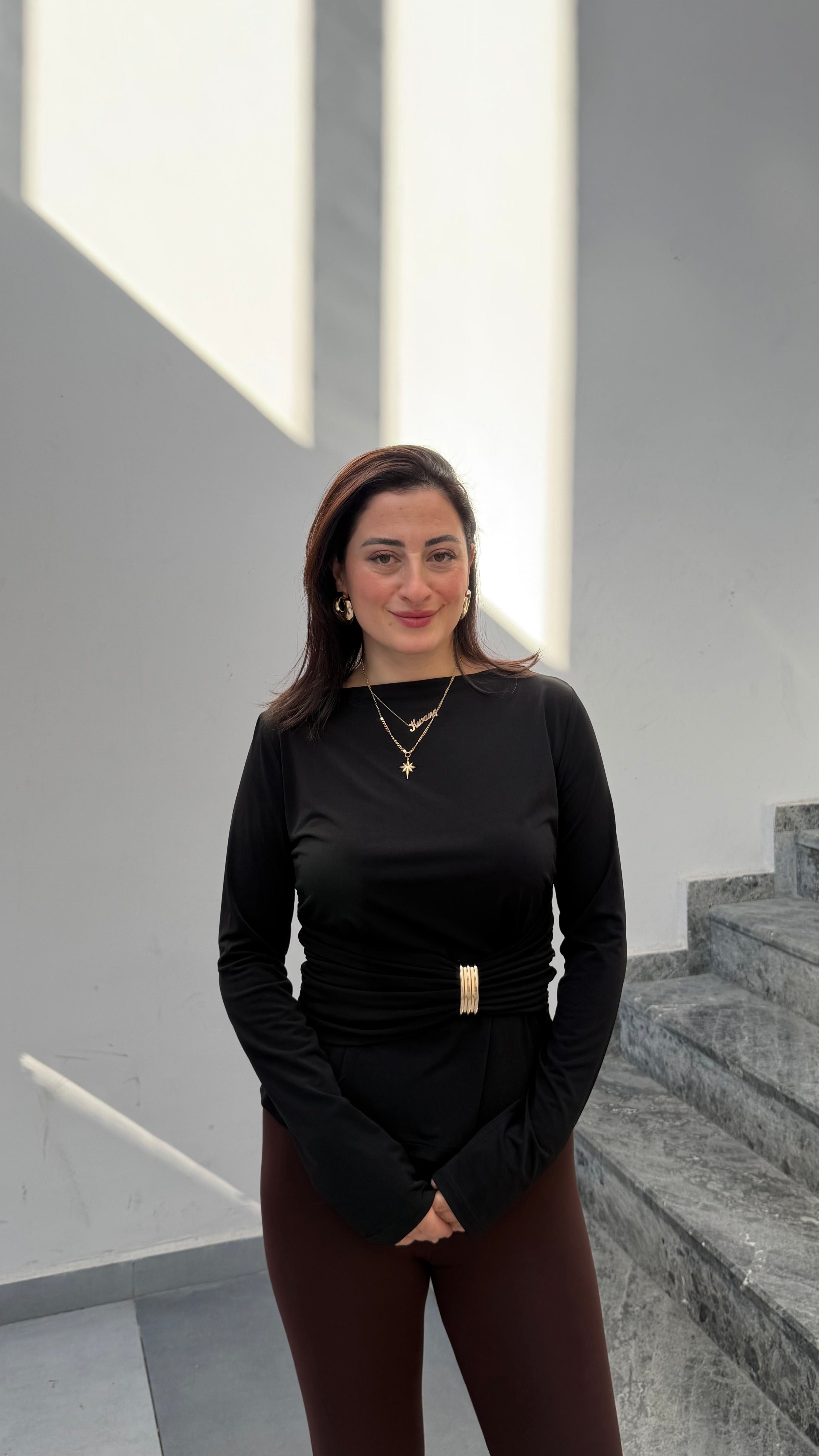 Kayık Yaka Uzun Kollu Bluz-Siyah