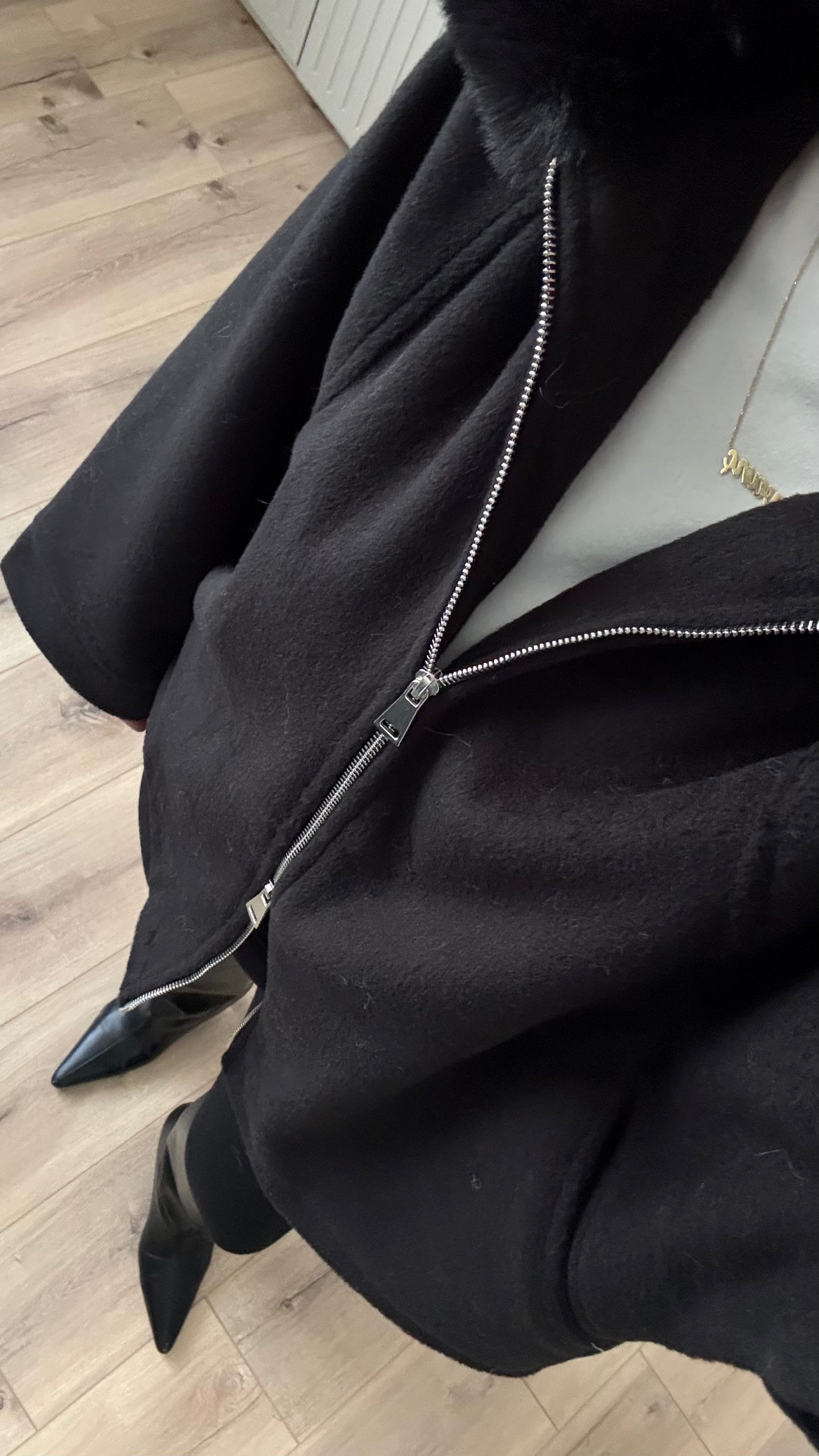 KÜRK YAKALI KAŞE MONT SİYAH