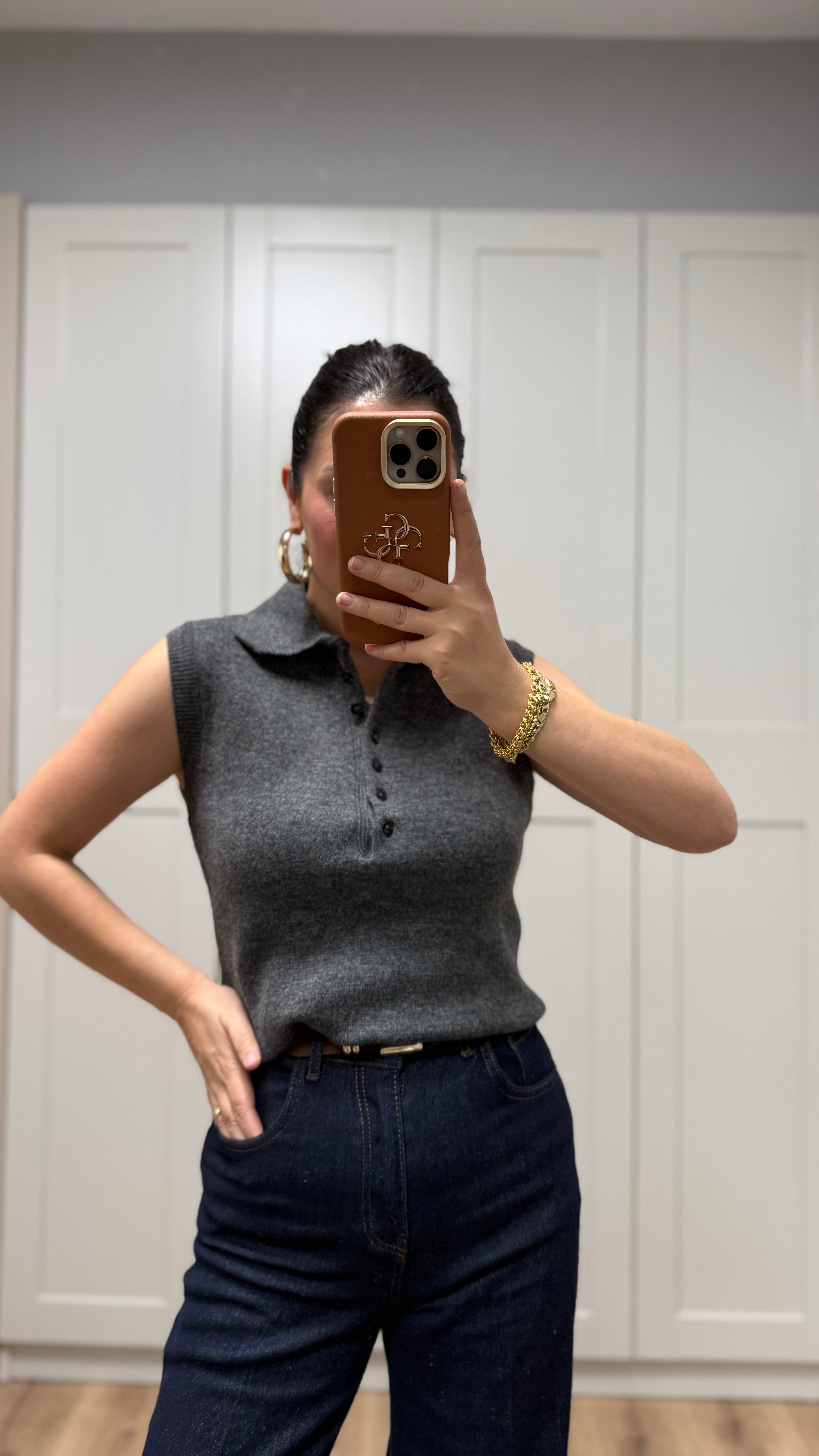 YAKALI GRİ DÜĞME DETAYLI SÜVETER