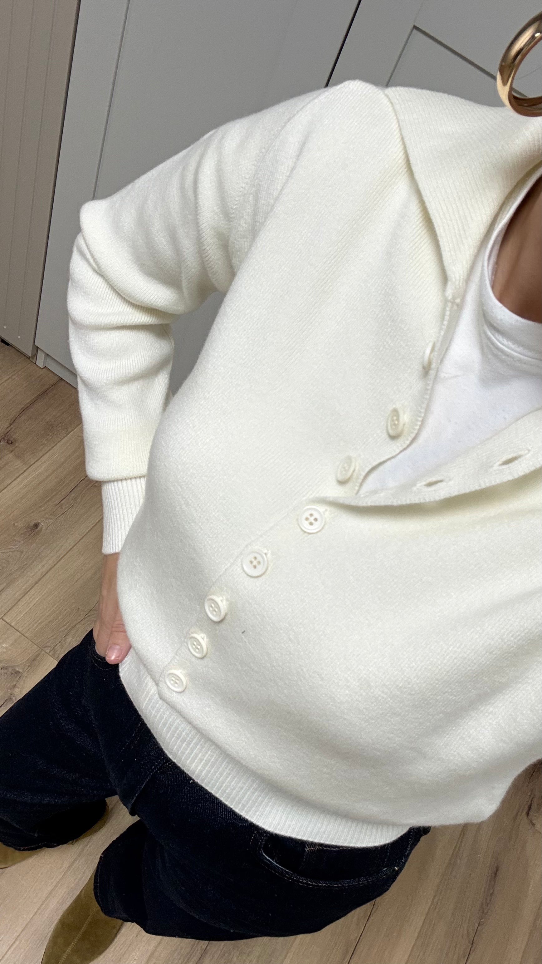 POLO YAKA DÜĞMELİ EKRU BLUZ