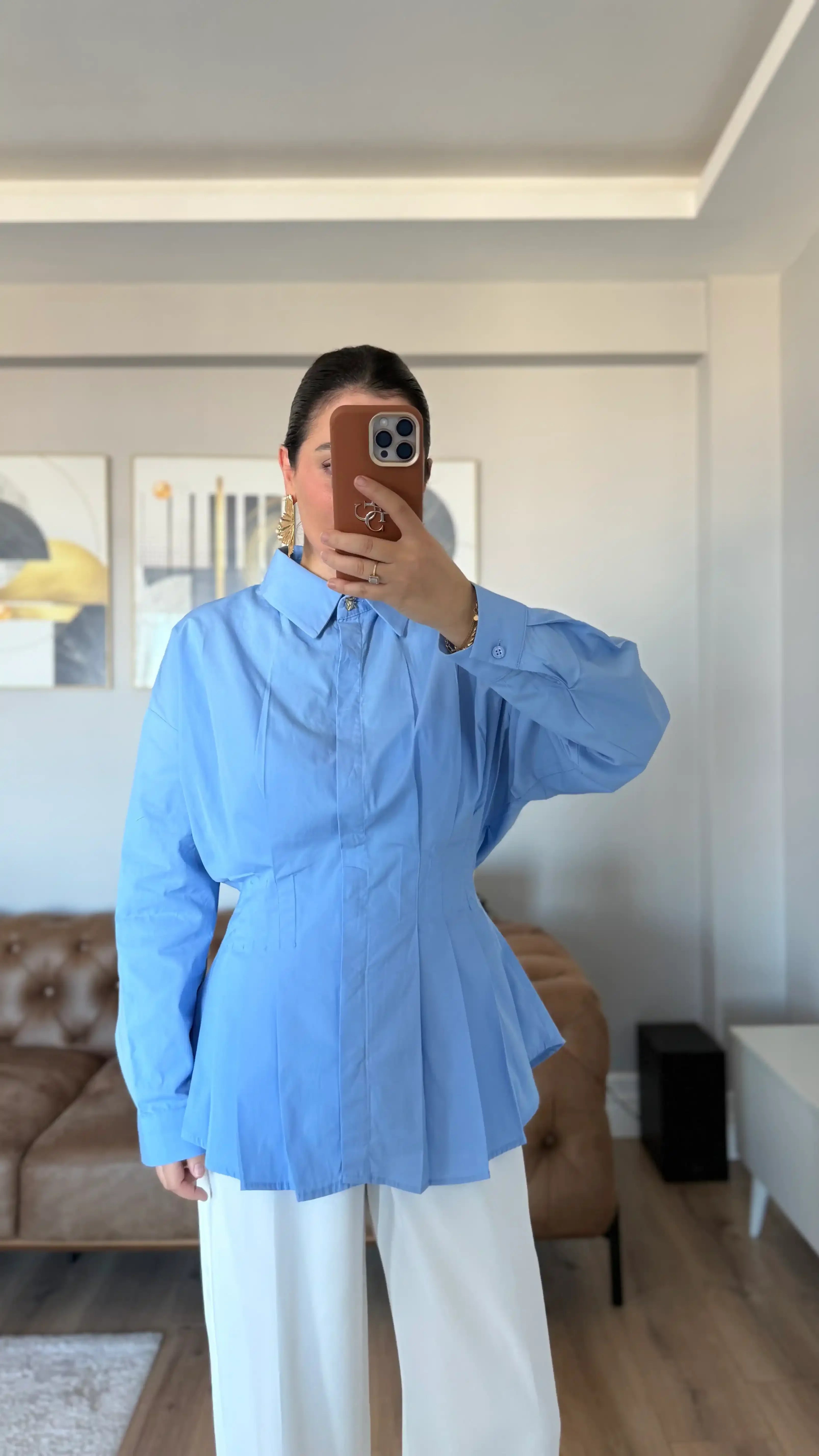 MAVİ BEL PİLELİ GOLD DÜĞME DETAYLI TASARIM GÖMLEK