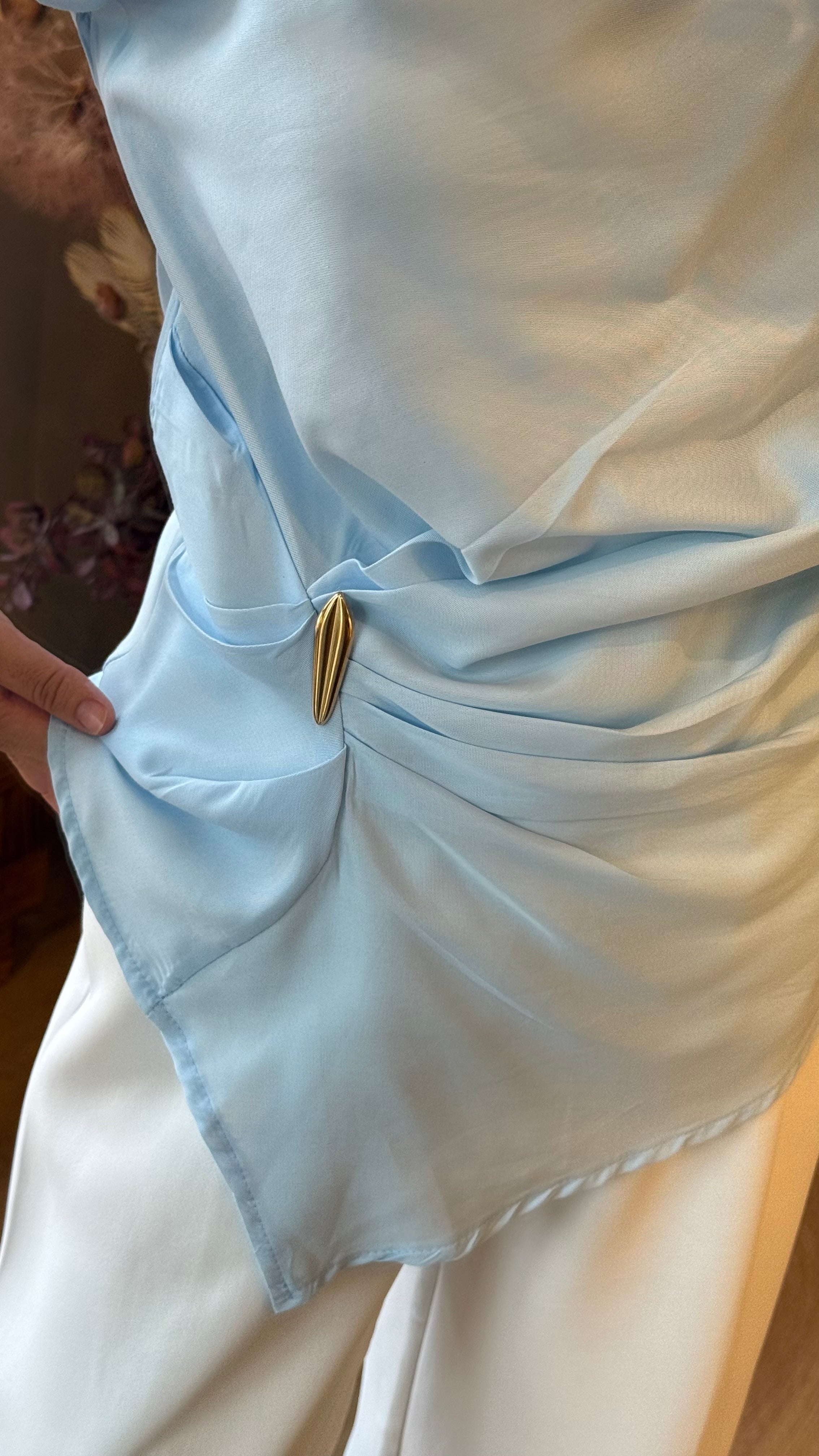 MAVİ ZR MODEL DÜŞÜK OMUZ BLUZ