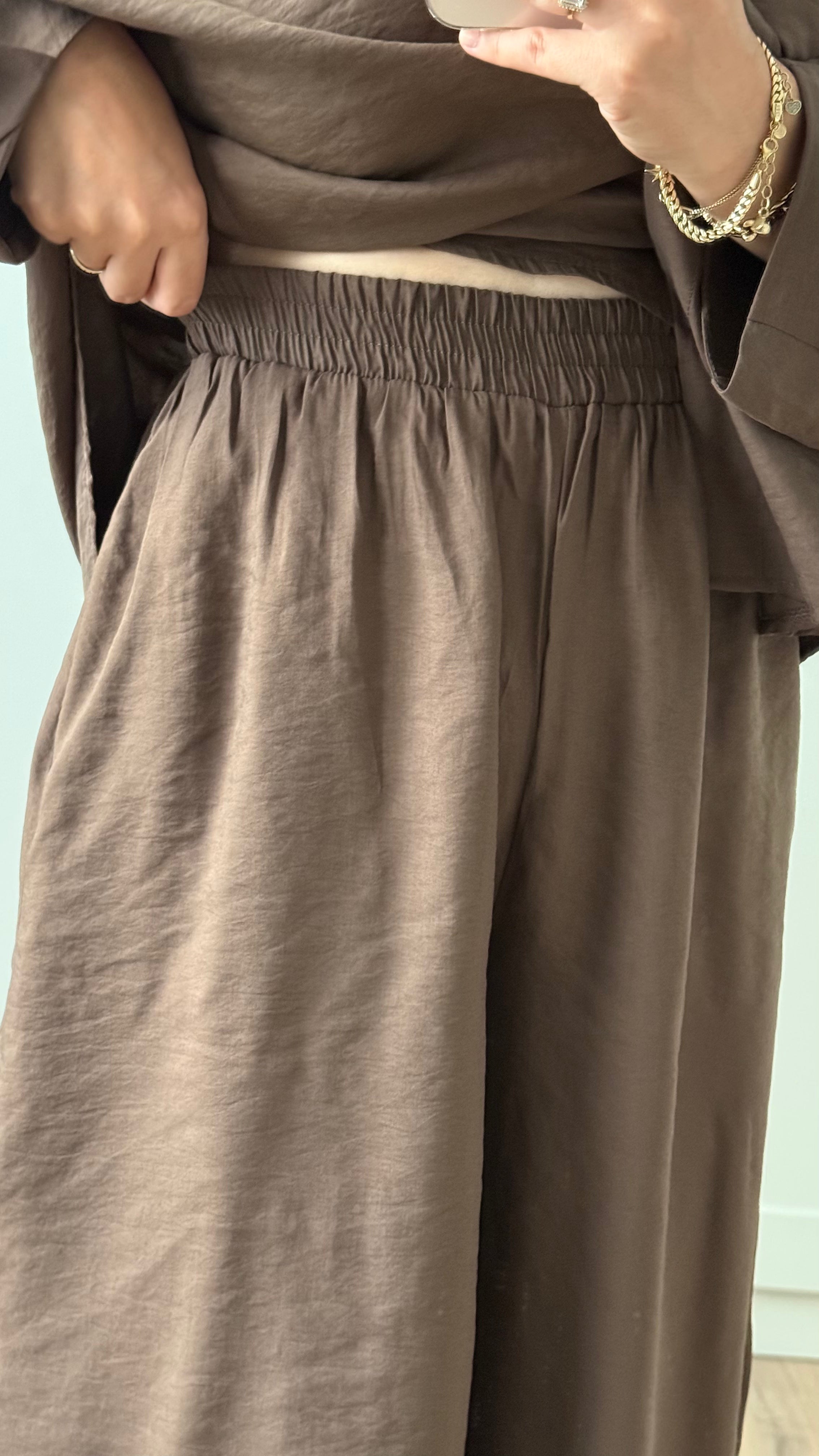 KAHVE TENSEL GÖMLEK PANTOLON TAKIM